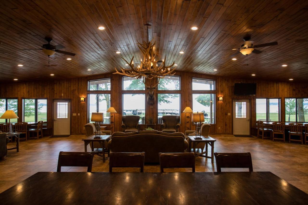 Lewis & Clark Resort Yankton Экстерьер фото