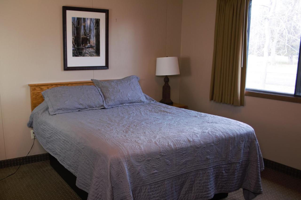 Lewis & Clark Resort Yankton Экстерьер фото